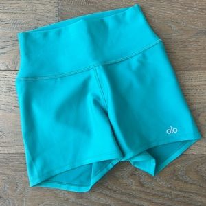 Alo Airlift Shorts